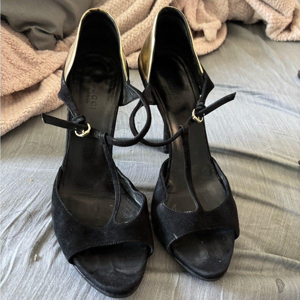 gucci heels sz 37.5